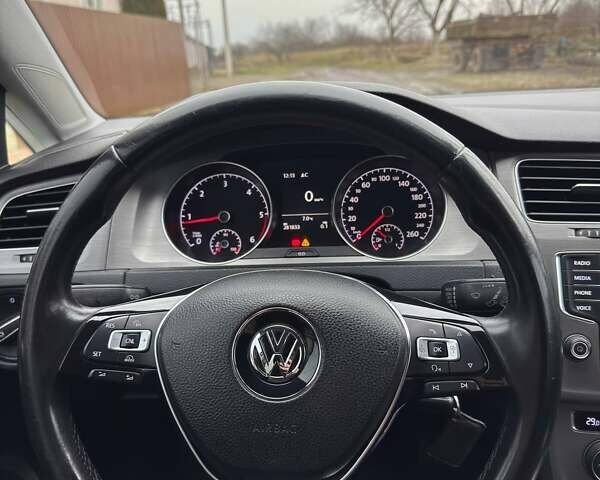 Белый Фольксваген Гольф, объемом двигателя 1.6 л и пробегом 281 тыс. км за 10200 $, фото 12 на Automoto.ua