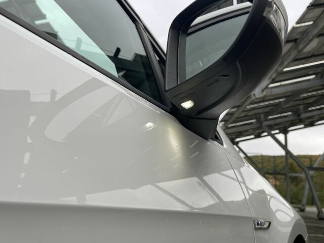 Фольксваген Гольф 2014 в Дрогобыче на Automoto.ua Белый Фольксваген Гольф, объемом двигателя 0 л и пробегом 96 тыс. км за 8750 $, фото 12 на Automoto.ua