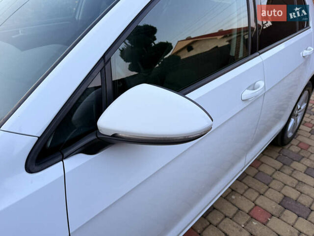 Білий Фольксваген Гольф, об'ємом двигуна 1.97 л та пробігом 198 тис. км за 14500 $, фото 19 на Automoto.ua