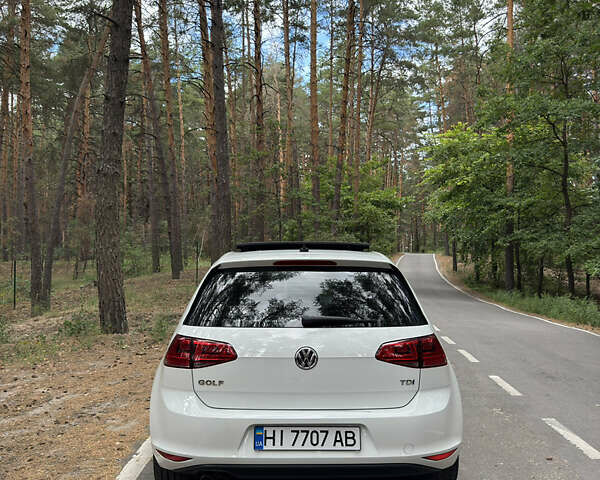 Белый Фольксваген Гольф, объемом двигателя 1.97 л и пробегом 135 тыс. км за 15300 $, фото 4 на Automoto.ua