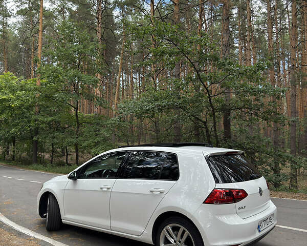 Белый Фольксваген Гольф, объемом двигателя 1.97 л и пробегом 135 тыс. км за 15300 $, фото 5 на Automoto.ua