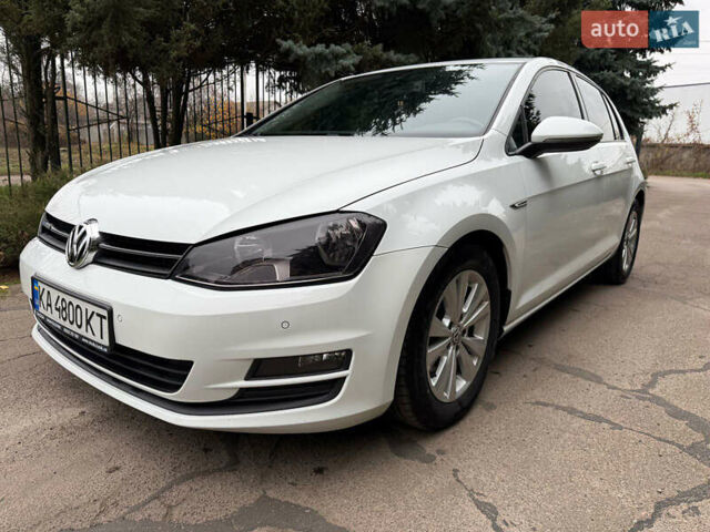 Белый Фольксваген Гольф, объемом двигателя 1.6 л и пробегом 172 тыс. км за 10900 $, фото 16 на Automoto.ua
