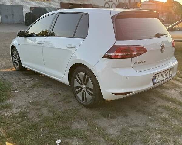 Білий Фольксваген Гольф, об'ємом двигуна 0 л та пробігом 167 тис. км за 9500 $, фото 5 на Automoto.ua