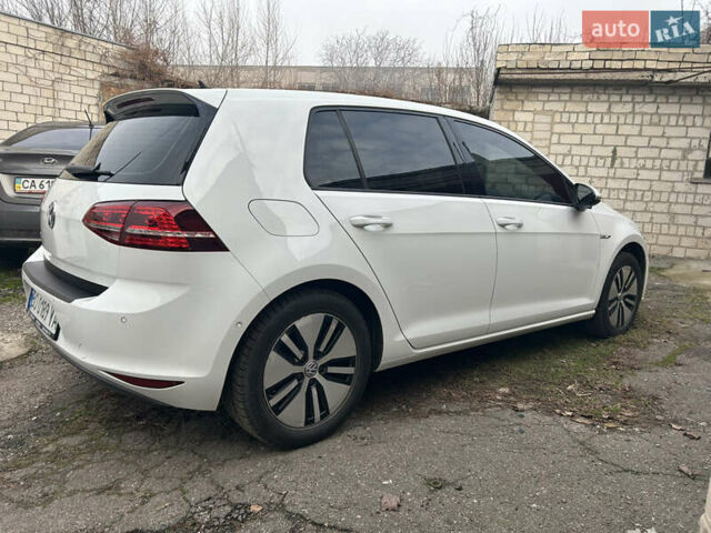 Білий Фольксваген Гольф, об'ємом двигуна 0 л та пробігом 165 тис. км за 9500 $, фото 17 на Automoto.ua