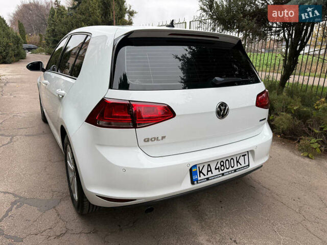 Белый Фольксваген Гольф, объемом двигателя 1.6 л и пробегом 172 тыс. км за 10900 $, фото 8 на Automoto.ua