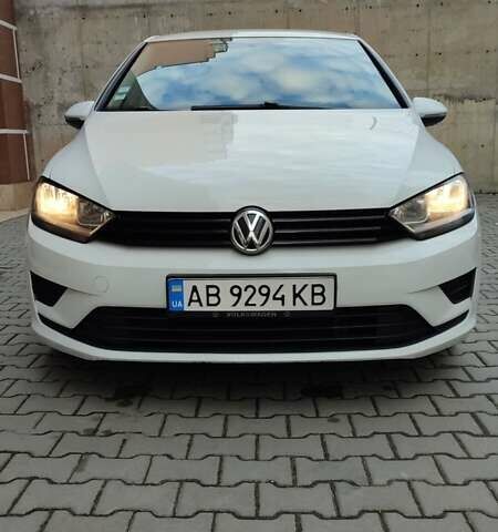 Білий Фольксваген Гольф, об'ємом двигуна 1.6 л та пробігом 221 тис. км за 9650 $, фото 5 на Automoto.ua