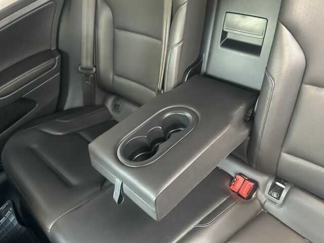 Белый Фольксваген Гольф, объемом двигателя 2 л и пробегом 250 тыс. км за 10900 $, фото 6 на Automoto.ua