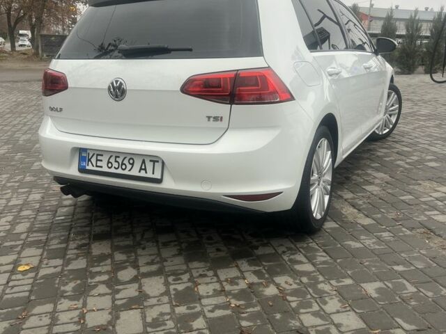 Белый Фольксваген Гольф, объемом двигателя 1.8 л и пробегом 141 тыс. км за 11000 $, фото 2 на Automoto.ua