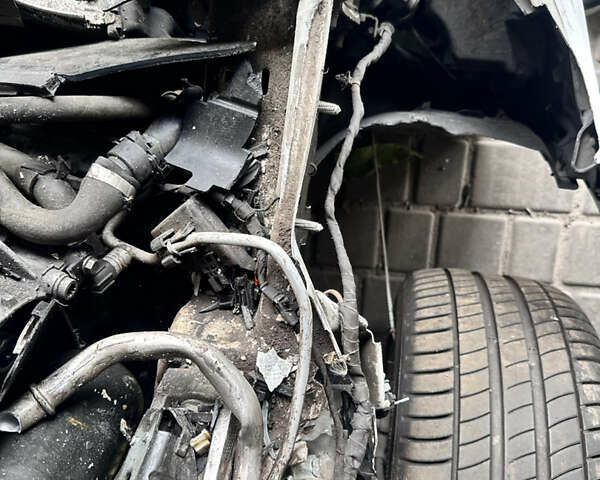Белый Фольксваген Гольф, объемом двигателя 1.97 л и пробегом 177 тыс. км за 5000 $, фото 36 на Automoto.ua