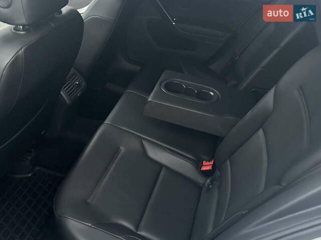 Білий Фольксваген Гольф, об'ємом двигуна 1.8 л та пробігом 134 тис. км за 11700 $, фото 19 на Automoto.ua