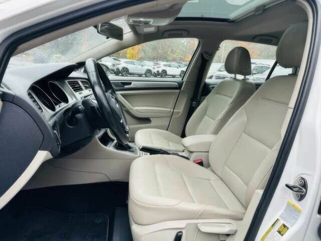 Белый Фольксваген Гольф, объемом двигателя 1.8 л и пробегом 80 тыс. км за 3850 $, фото 7 на Automoto.ua