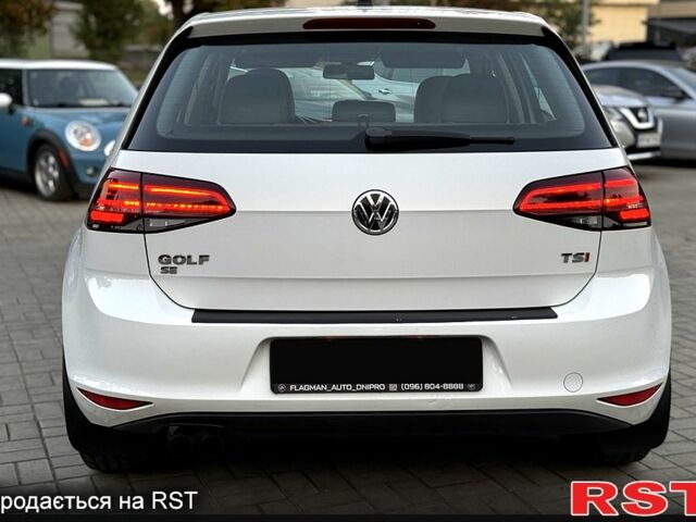 Белый Фольксваген Гольф, объемом двигателя 1.8 л и пробегом 142 тыс. км за 13500 $, фото 2 на Automoto.ua