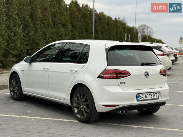 Белый Фольксваген Гольф, объемом двигателя 1.4 л и пробегом 200 тыс. км за 14990 $, фото 5 на Automoto.ua