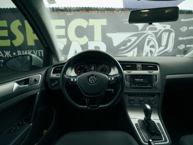 Белый Фольксваген Гольф, объемом двигателя 2 л и пробегом 210 тыс. км за 11900 $, фото 7 на Automoto.ua