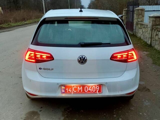 Білий Фольксваген Гольф, об'ємом двигуна 0 л та пробігом 80 тис. км за 8400 $, фото 5 на Automoto.ua