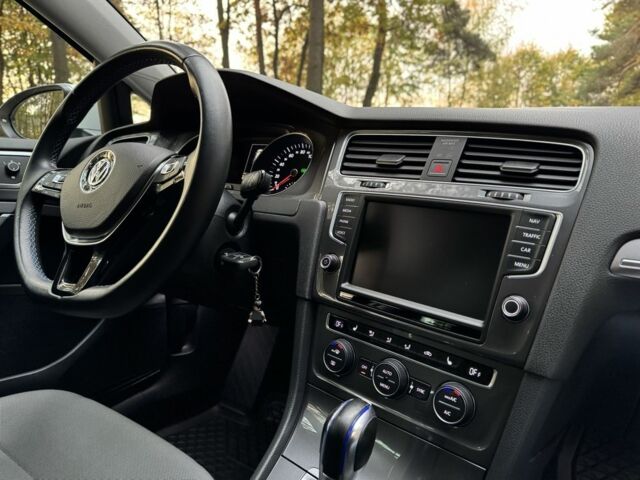 Белый Фольксваген Гольф, объемом двигателя 0 л и пробегом 89 тыс. км за 8450 $, фото 19 на Automoto.ua