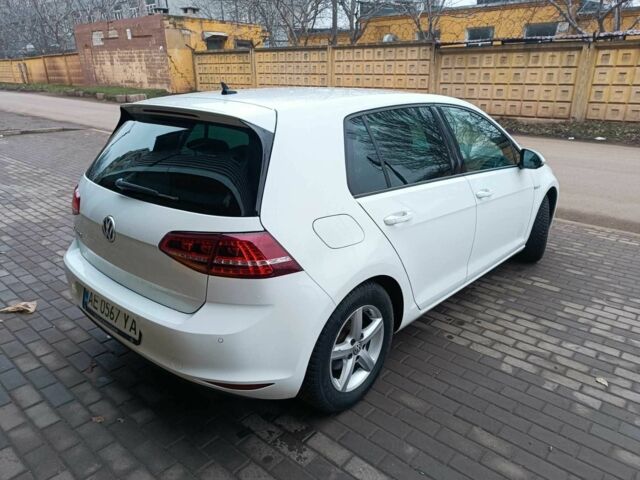 Білий Фольксваген Гольф, об'ємом двигуна 0 л та пробігом 118 тис. км за 9600 $, фото 9 на Automoto.ua