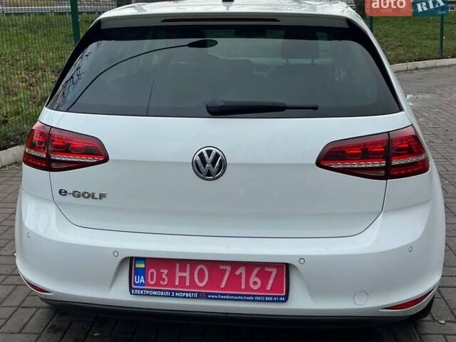 Белый Фольксваген Гольф, объемом двигателя 0 л и пробегом 107 тыс. км за 9999 $, фото 3 на Automoto.ua