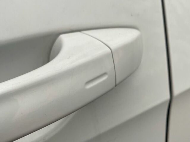 Белый Фольксваген Гольф, объемом двигателя 0 л и пробегом 118 тыс. км за 8600 $, фото 15 на Automoto.ua