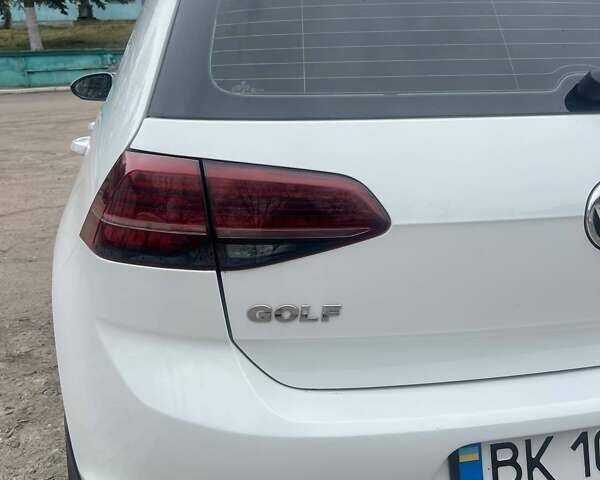 Білий Фольксваген Гольф, об'ємом двигуна 1.97 л та пробігом 203 тис. км за 13699 $, фото 24 на Automoto.ua