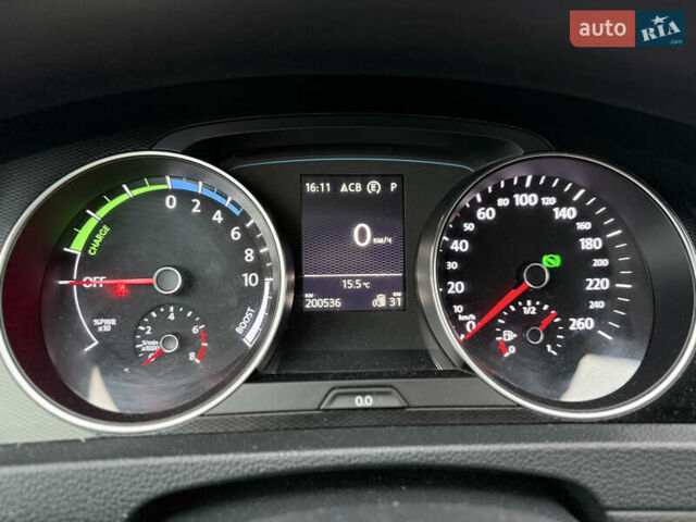 Белый Фольксваген Гольф, объемом двигателя 1.4 л и пробегом 200 тыс. км за 14990 $, фото 10 на Automoto.ua