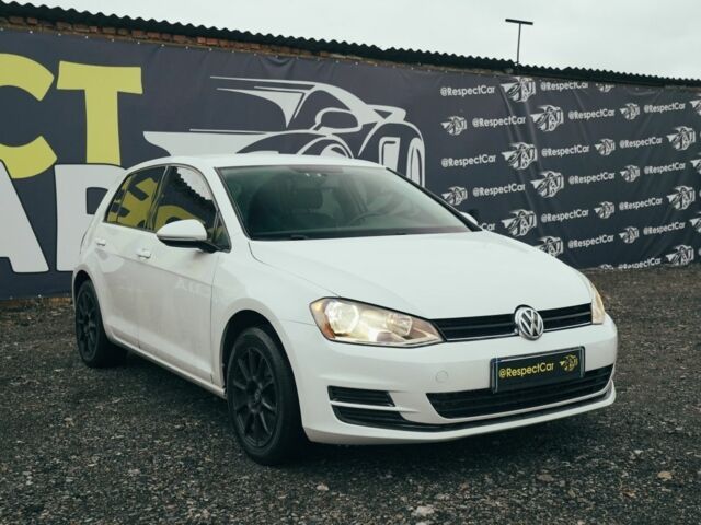 Белый Фольксваген Гольф, объемом двигателя 2 л и пробегом 210 тыс. км за 11900 $, фото 1 на Automoto.ua