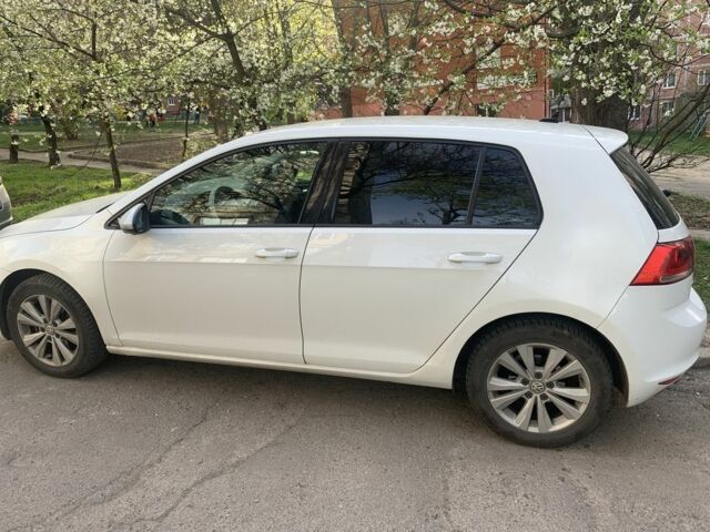 Белый Фольксваген Гольф, объемом двигателя 2 л и пробегом 250 тыс. км за 10900 $, фото 3 на Automoto.ua