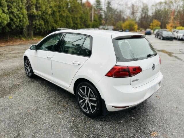 Белый Фольксваген Гольф, объемом двигателя 1.8 л и пробегом 80 тыс. км за 3850 $, фото 3 на Automoto.ua