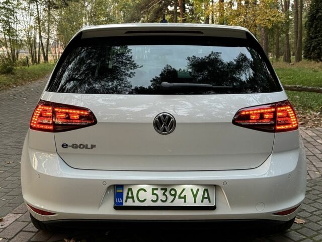 Белый Фольксваген Гольф, объемом двигателя 0 л и пробегом 89 тыс. км за 8450 $, фото 6 на Automoto.ua