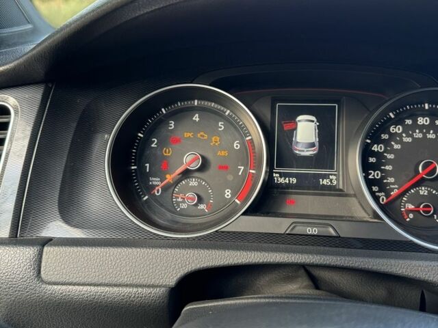 Білий Фольксваген Гольф, об'ємом двигуна 2 л та пробігом 137 тис. км за 12500 $, фото 6 на Automoto.ua