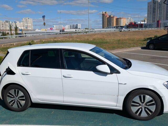 Білий Фольксваген Гольф, об'ємом двигуна 0 л та пробігом 139 тис. км за 7500 $, фото 1 на Automoto.ua