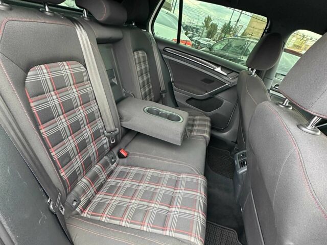 Білий Фольксваген Гольф, об'ємом двигуна 2 л та пробігом 89 тис. км за 14450 $, фото 5 на Automoto.ua