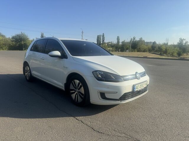 Белый Фольксваген Гольф, объемом двигателя 0 л и пробегом 146 тыс. км за 9100 $, фото 1 на Automoto.ua