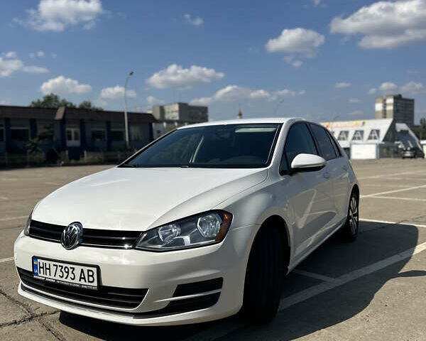 Белый Фольксваген Гольф, объемом двигателя 1.8 л и пробегом 64 тыс. км за 10700 $, фото 5 на Automoto.ua