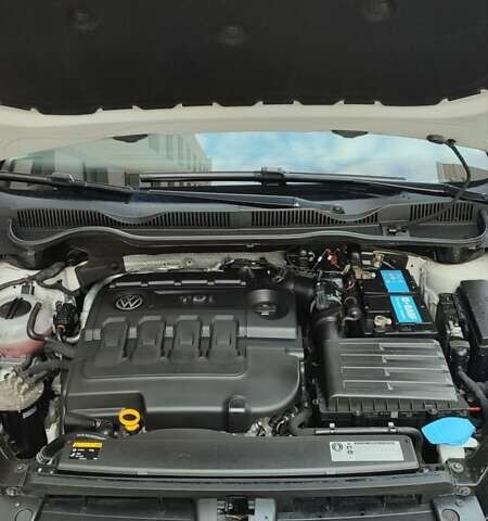 Білий Фольксваген Гольф, об'ємом двигуна 1.6 л та пробігом 221 тис. км за 9650 $, фото 33 на Automoto.ua