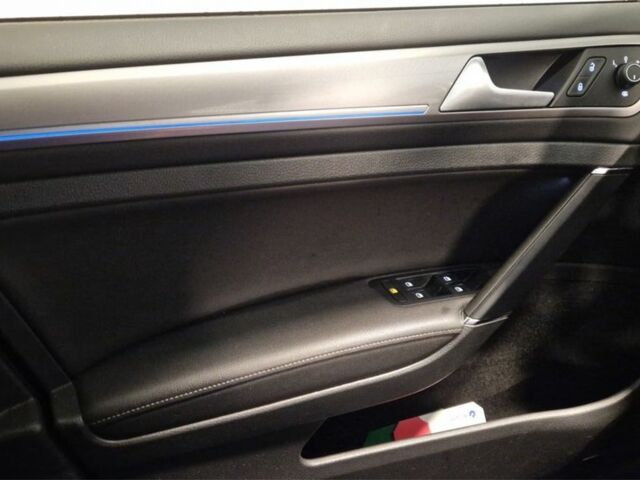 Білий Фольксваген Гольф, об'ємом двигуна 0 л та пробігом 63 тис. км за 7800 $, фото 7 на Automoto.ua