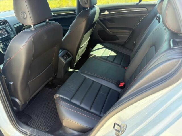 Белый Фольксваген Гольф, объемом двигателя 2 л и пробегом 72 тыс. км за 3900 $, фото 12 на Automoto.ua