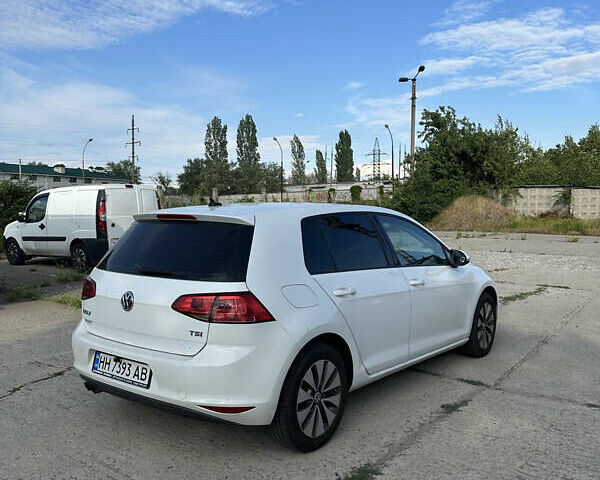 Белый Фольксваген Гольф, объемом двигателя 1.8 л и пробегом 64 тыс. км за 10700 $, фото 13 на Automoto.ua