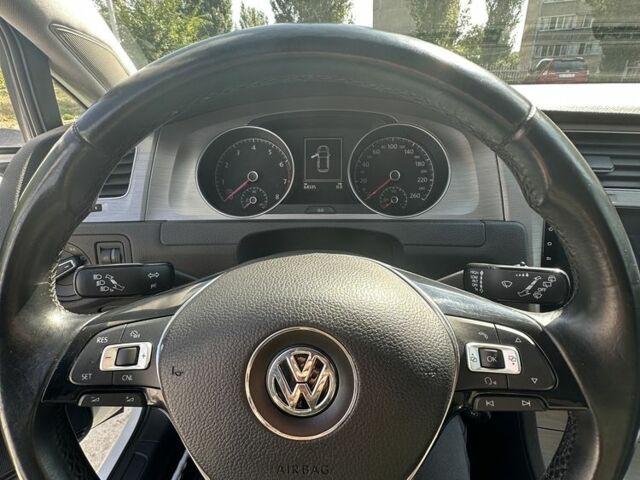 Белый Фольксваген Гольф, объемом двигателя 1.8 л и пробегом 64 тыс. км за 10700 $, фото 8 на Automoto.ua