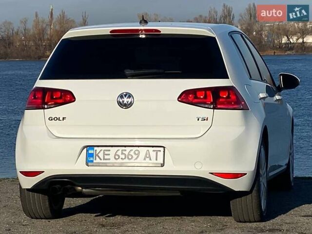 Белый Фольксваген Гольф, объемом двигателя 1.8 л и пробегом 141 тыс. км за 11300 $, фото 4 на Automoto.ua