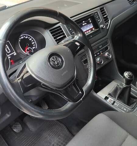 Білий Фольксваген Гольф, об'ємом двигуна 1.6 л та пробігом 221 тис. км за 9650 $, фото 18 на Automoto.ua