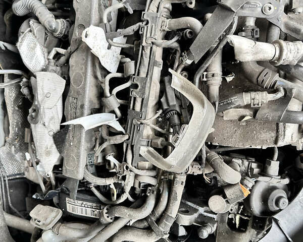 Белый Фольксваген Гольф, объемом двигателя 1.97 л и пробегом 177 тыс. км за 5000 $, фото 5 на Automoto.ua