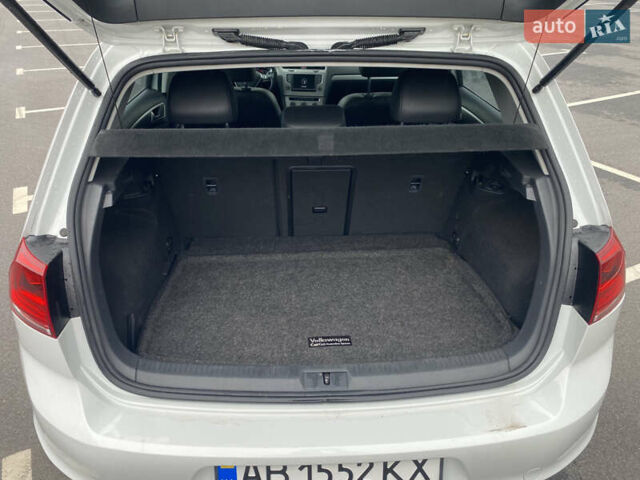 Белый Фольксваген Гольф, объемом двигателя 1.8 л и пробегом 93 тыс. км за 13700 $, фото 17 на Automoto.ua