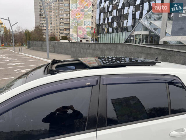 Білий Фольксваген Гольф, об'ємом двигуна 1.8 л та пробігом 134 тис. км за 11700 $, фото 13 на Automoto.ua