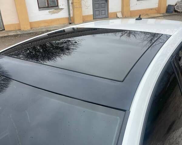 Білий Фольксваген Гольф, об'ємом двигуна 1.97 л та пробігом 203 тис. км за 13699 $, фото 22 на Automoto.ua