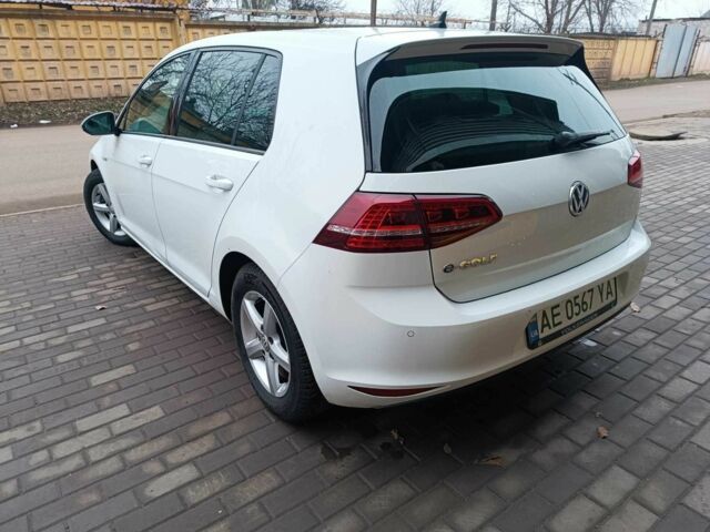 Білий Фольксваген Гольф, об'ємом двигуна 0 л та пробігом 118 тис. км за 9600 $, фото 5 на Automoto.ua