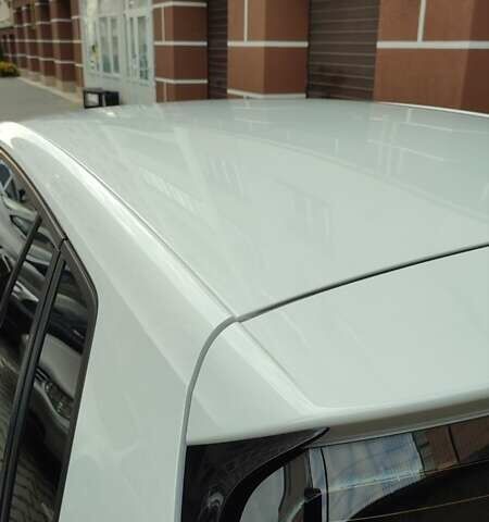 Білий Фольксваген Гольф, об'ємом двигуна 1.6 л та пробігом 221 тис. км за 9650 $, фото 15 на Automoto.ua