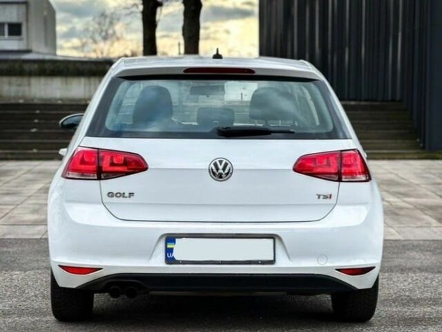 Білий Фольксваген Гольф, об'ємом двигуна 1.4 л та пробігом 126 тис. км за 8200 $, фото 5 на Automoto.ua