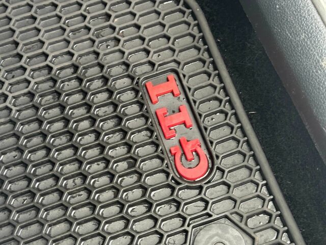 Білий Фольксваген Гольф, об'ємом двигуна 2 л та пробігом 89 тис. км за 14450 $, фото 9 на Automoto.ua