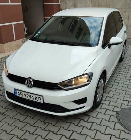 Білий Фольксваген Гольф, об'ємом двигуна 1.6 л та пробігом 221 тис. км за 9650 $, фото 6 на Automoto.ua